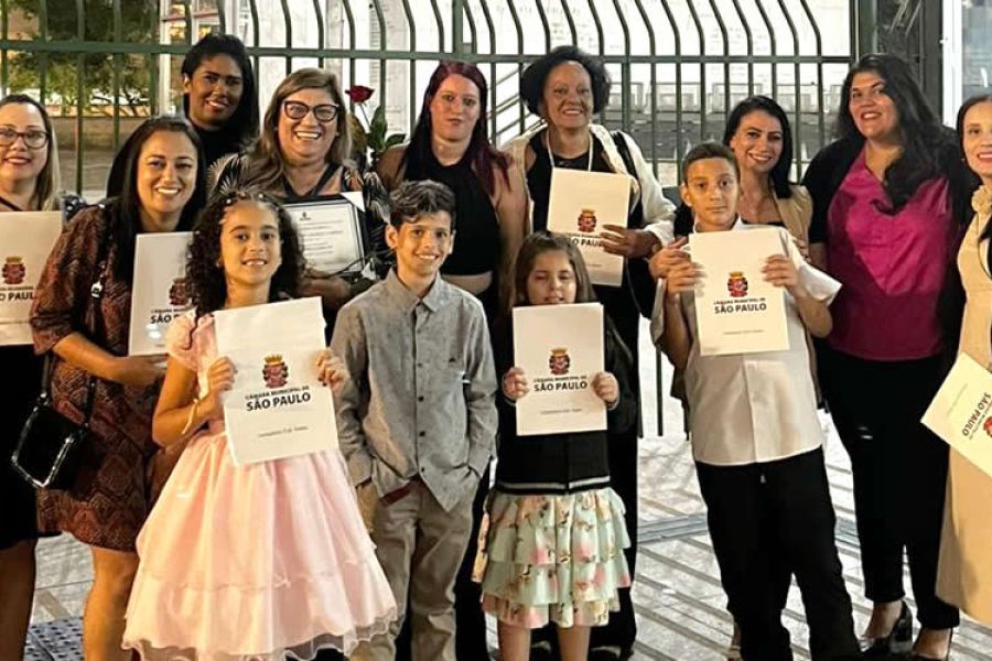 Alunos da EMEB. Léllis do Amaral Campos são homenageados no “IV Concurso Literário 2023”